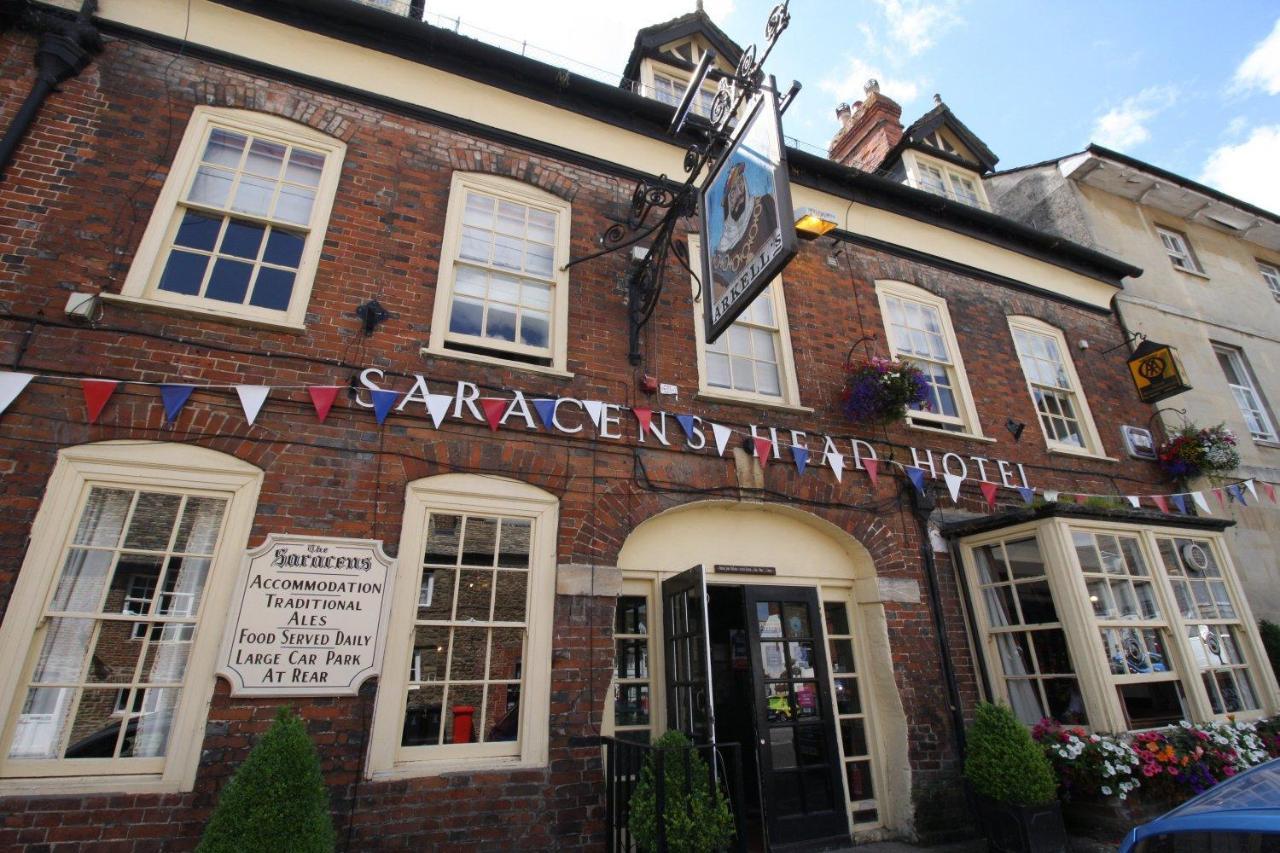 The Saracens Head Hotel Highworth エクステリア 写真